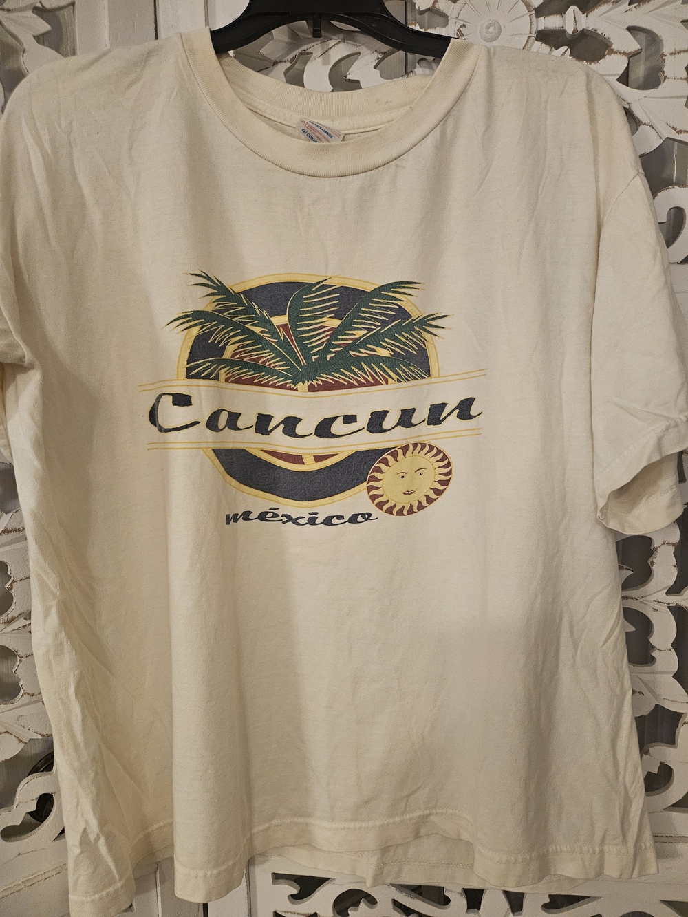 Vintage Cancun Graphic Tee with Palm and Sun